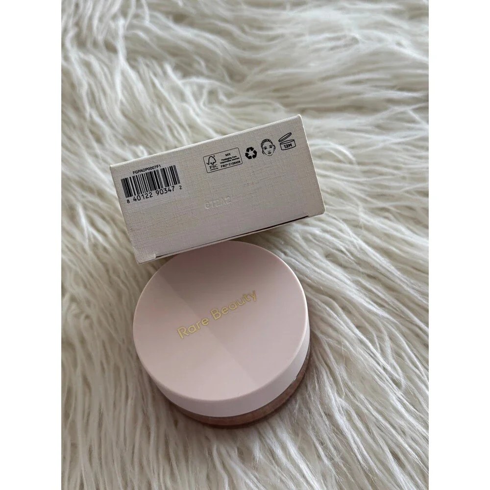 Rare Beauty Always an Optimist Soft Radiance Setting Powder Medium Deep
